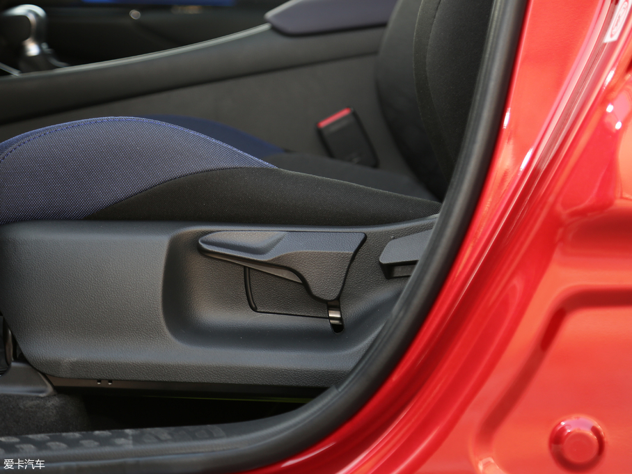 2018SC-HR 촰 2.0L CVTI VI