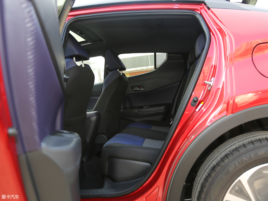 2018���S��C-HR �촰�� 2.0L CVT�I���� ��VI