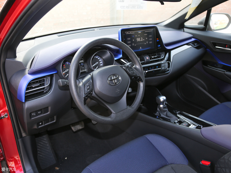 2018SC-HR 촰 2.0L CVTI(lng) VI