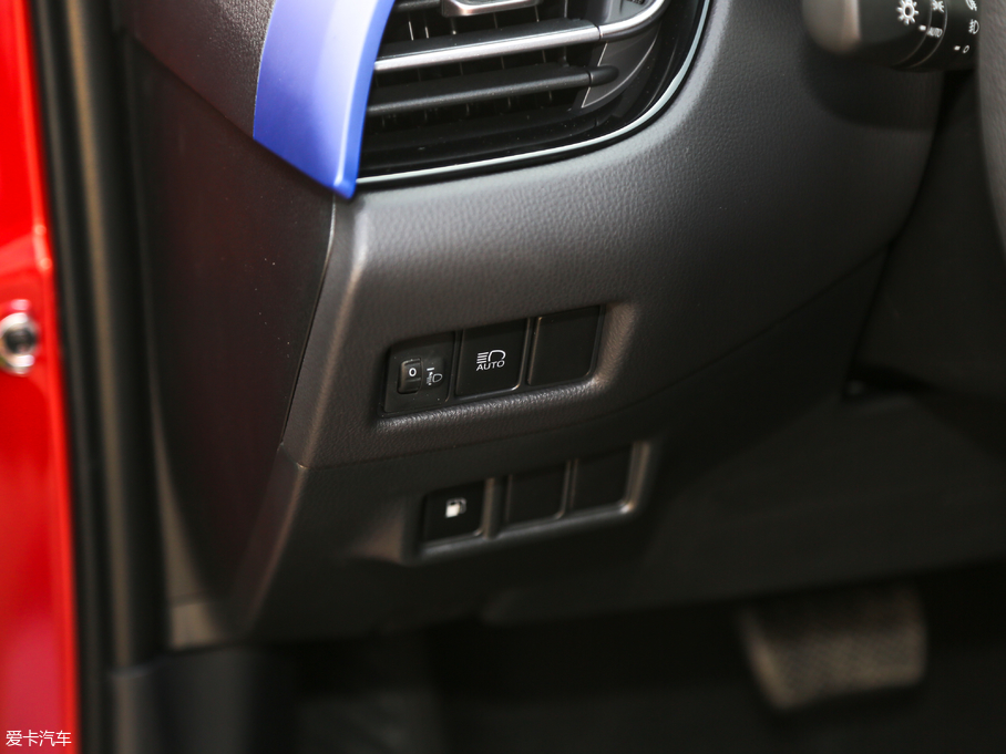 2018SC-HR 촰 2.0L CVTI VI