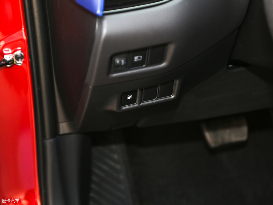 2018SC-HR 촰 2.0L CVTI(lng) VI