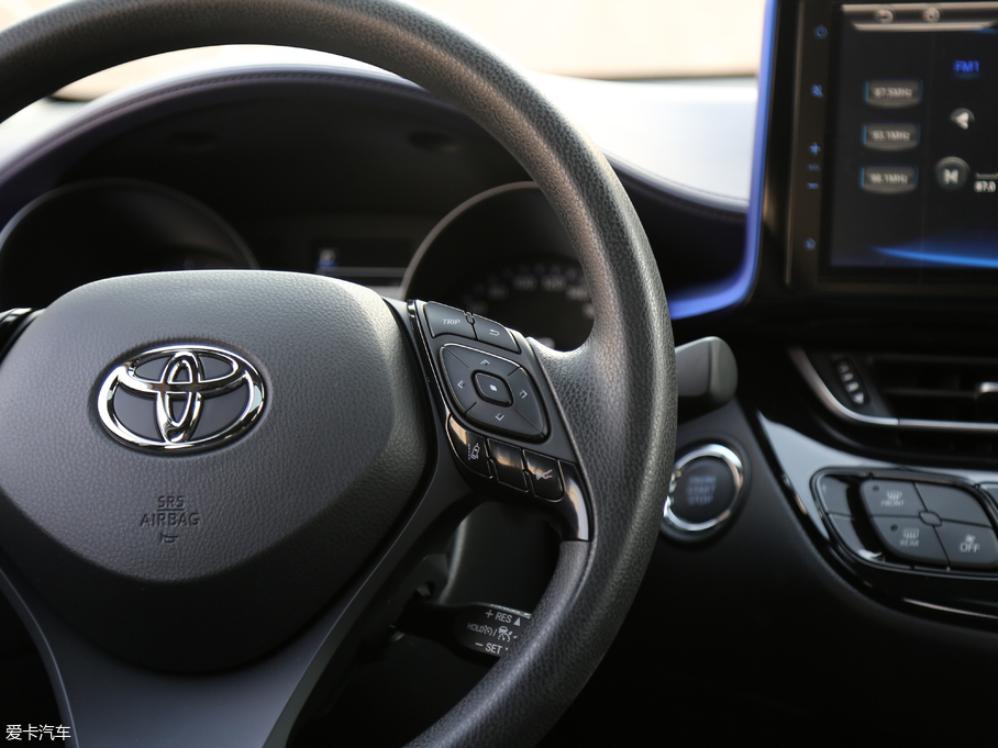 2018SC-HR 촰 2.0L CVTI VI