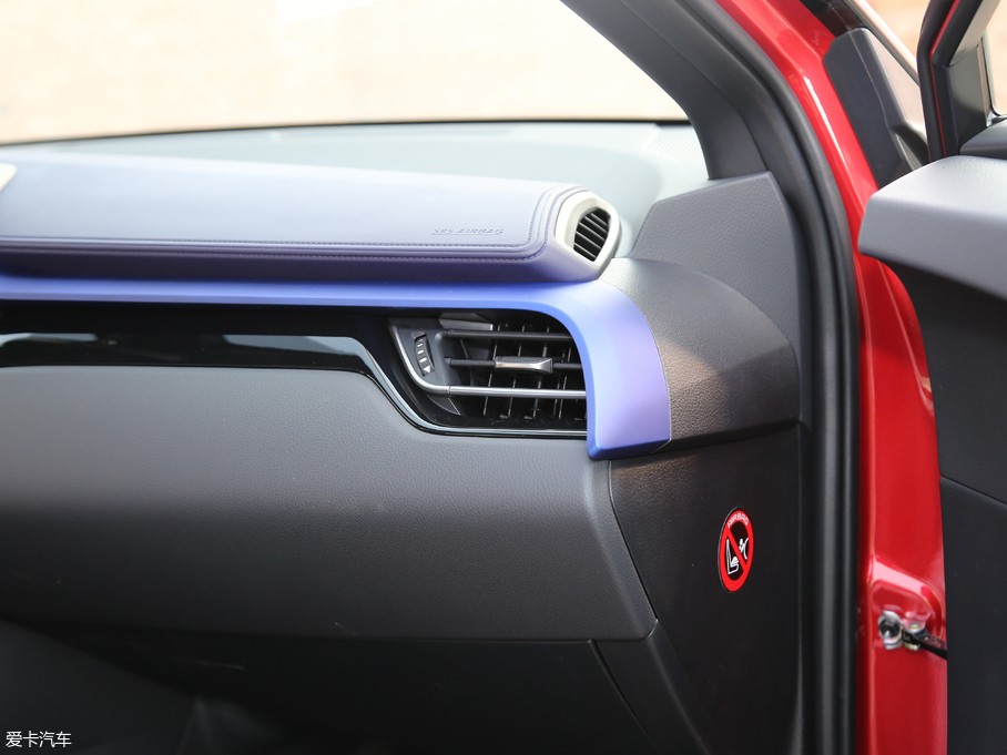 2018SC-HR 촰 2.0L CVTI VI