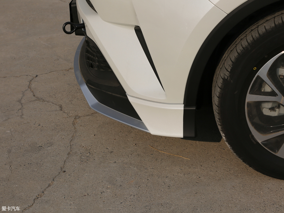 2018SC-HR 촰 2.0L CVTI(lng) VI