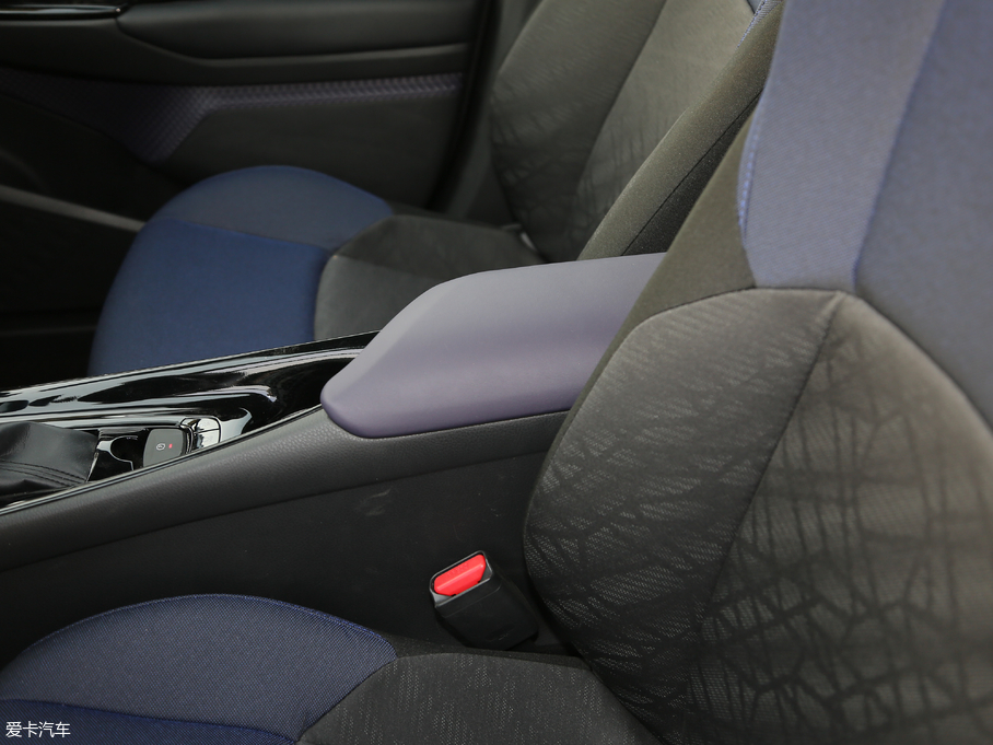 2018���S��C-HR �촰�� 2.0L CVT�����I���� ��VI