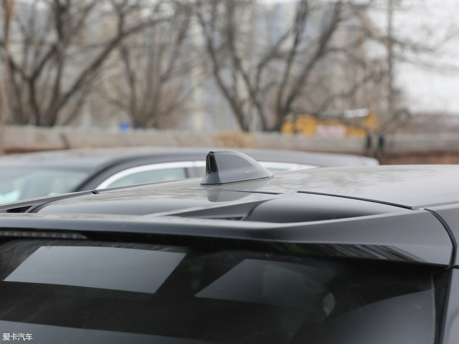 2018SC-HR 촰 2.0L CVTA VI