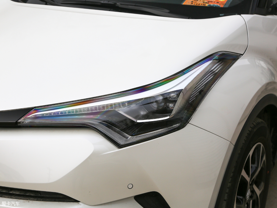 2018SC-HR 촰 2.0L CVTA VI