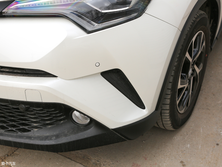 2018SC-HR 촰 2.0L CVTA VI