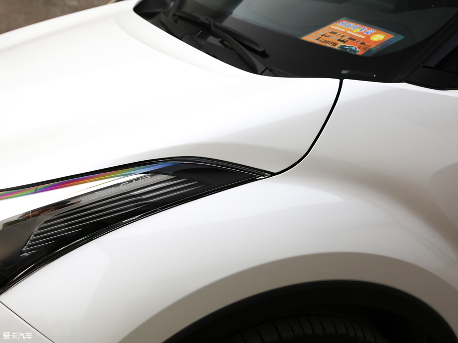 2018SC-HR 촰 2.0L CVTA VI