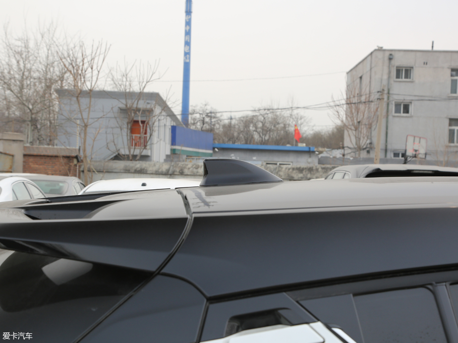 2018SC-HR 촰 2.0L CVTA VI