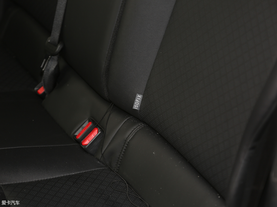 2018SC-HR 촰 2.0L CVTA VI