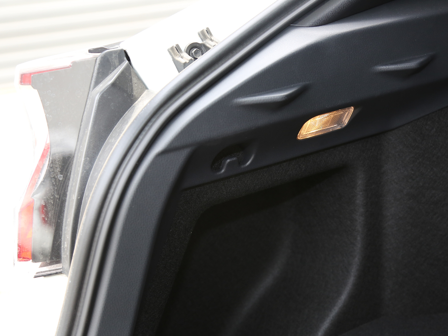 2018SC-HR 촰 2.0L CVTA VI