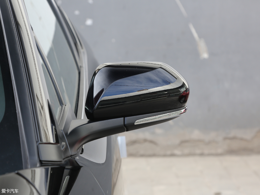 2018SC-HR 2.0L CVTܺA (gu)VI