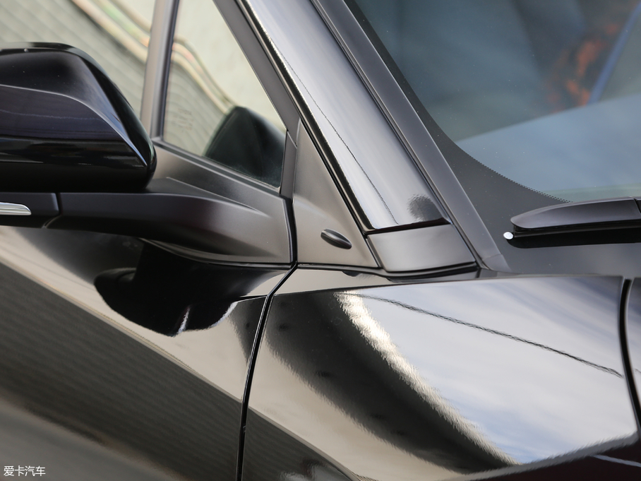 2018���S��C-HR 2.0L CVT���ܺ��A�� ��VI