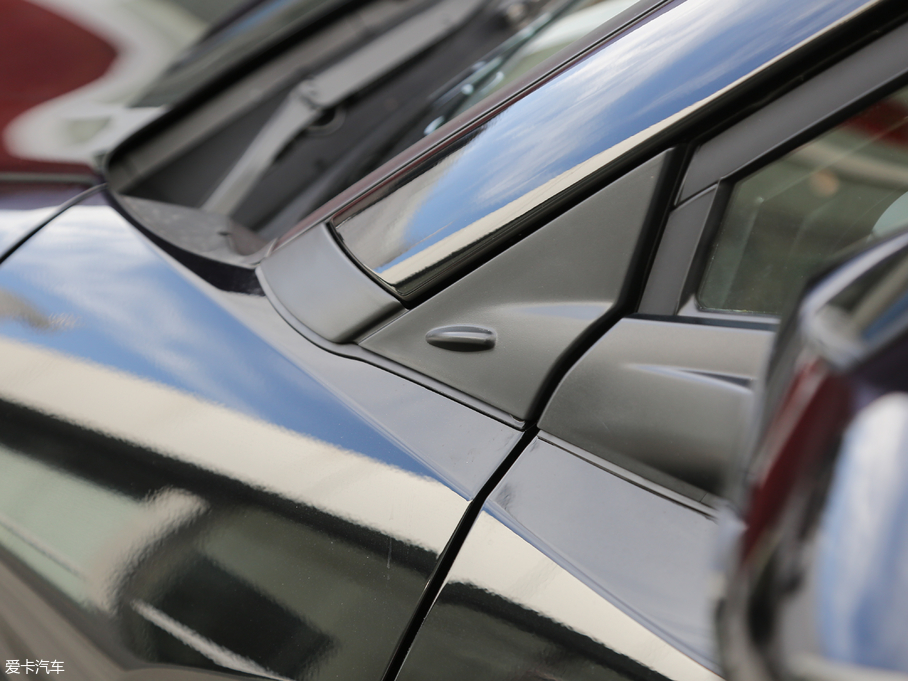 2018SC-HR 2.0L CVTܺA VI