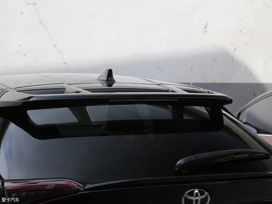 2018SC-HR 2.0L CVTܺA VI