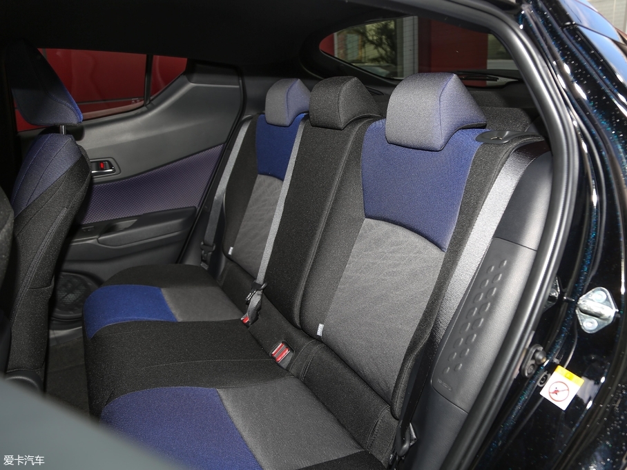 2018���S��C-HR 2.0L CVT���ܺ��A�� ��VI