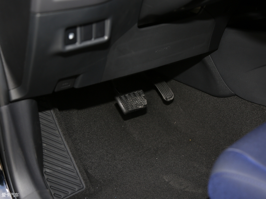 2018SC-HR 2.0L CVTܺA (gu)VI