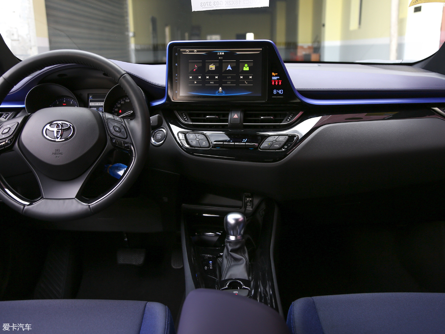 2018SC-HR 2.0L CVTܺA VI