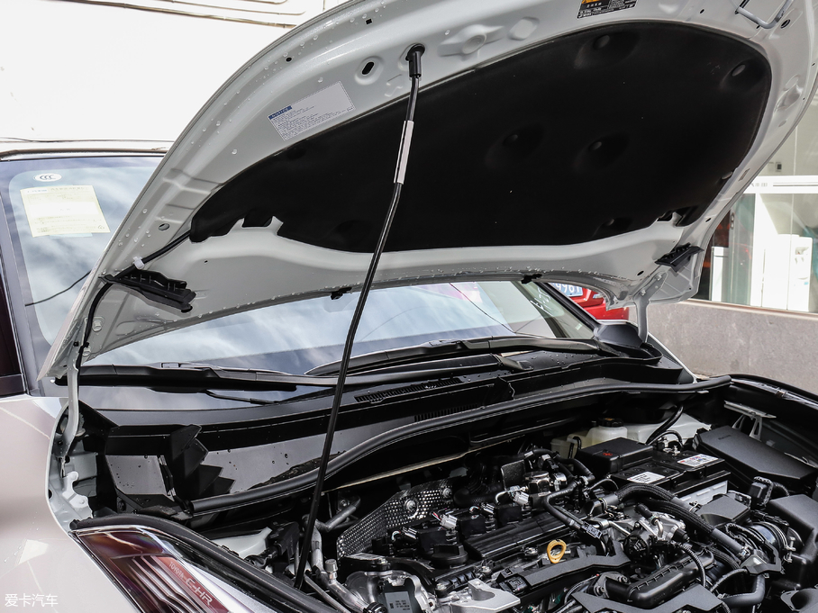 2018SC-HR 촰 2.0L CVTܺA V