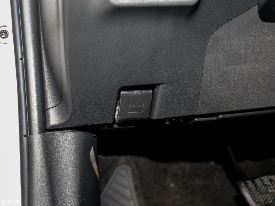 2018SC-HR 촰 2.0L CVTܺA V