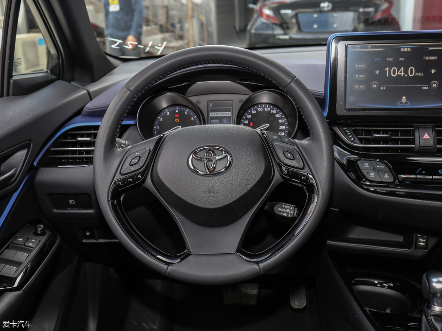 2018SC-HR 촰 2.0L CVTܺA V