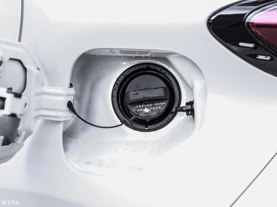 2018SC-HR 촰 2.0L CVTܺA (gu)V