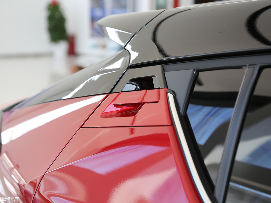 2018SC-HR 촰 2.0L CVTԽA VI