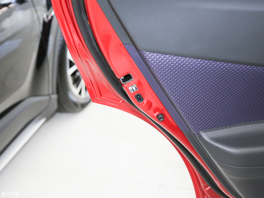 2018SC-HR 촰 2.0L CVTԽA VI