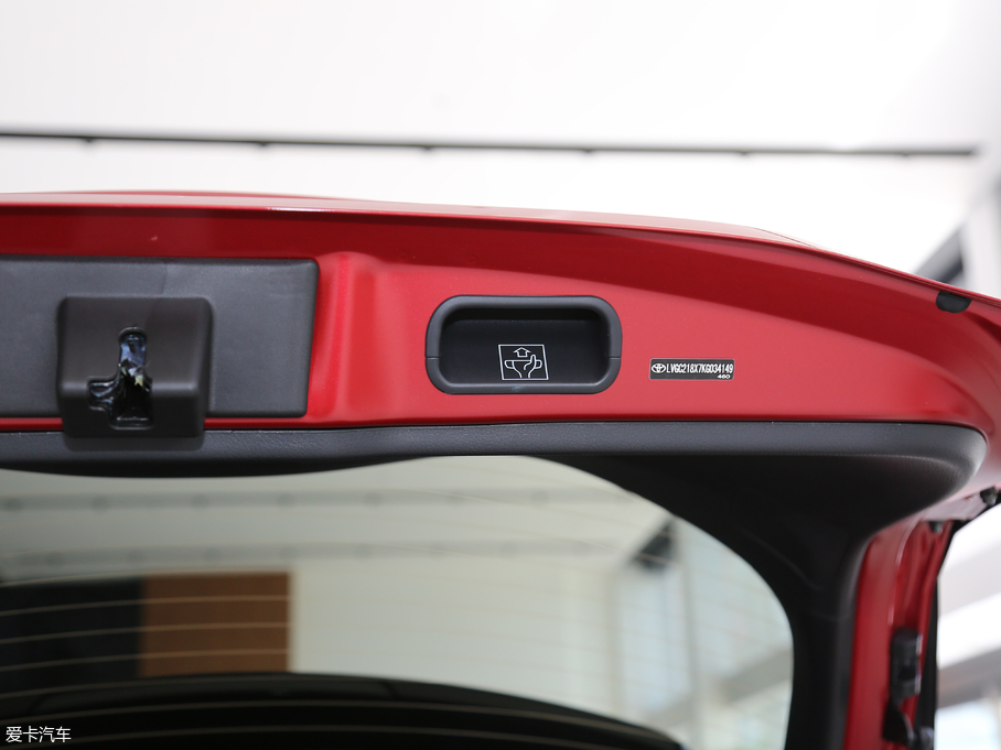 2018SC-HR 촰 2.0L CVTԽA VI