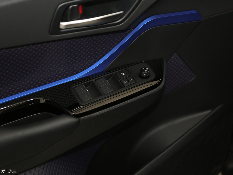 2018SC-HR 촰 2.0L CVTԽA VI