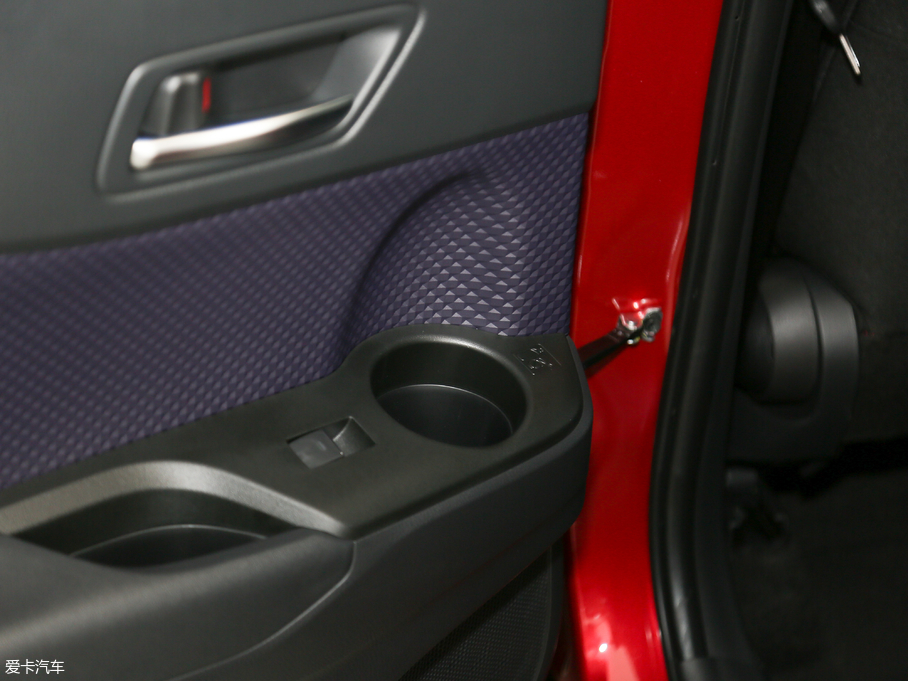 2018���S��C-HR �촰�� 2.0L CVT��Խ���A�� ��V