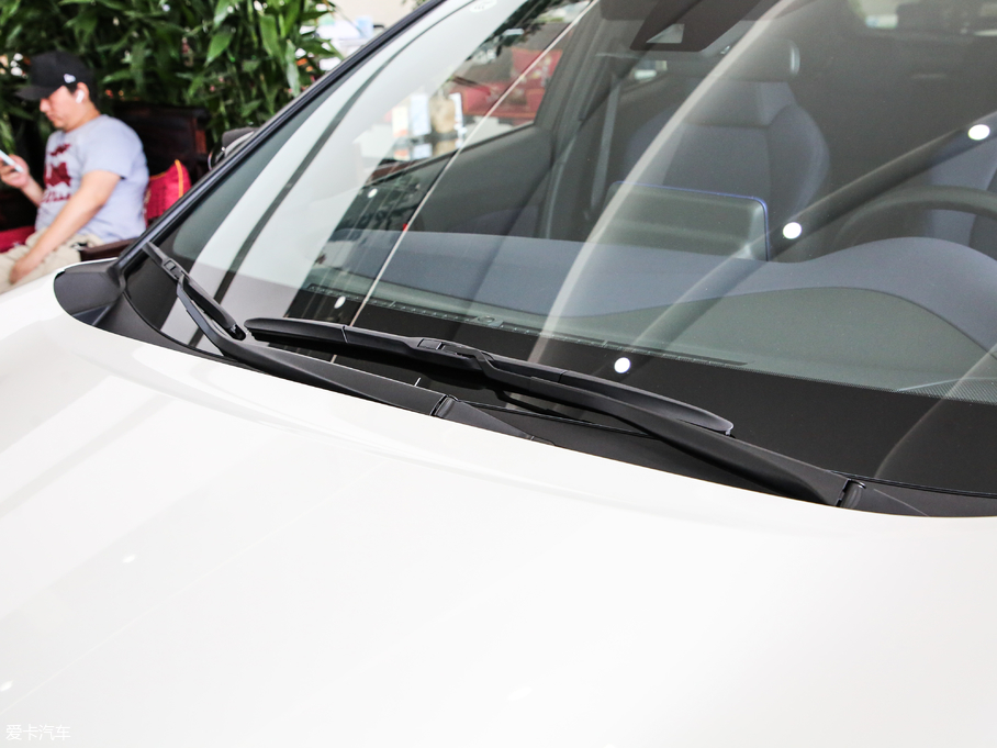 2018SC-HR 촰 2.0L CVTI V