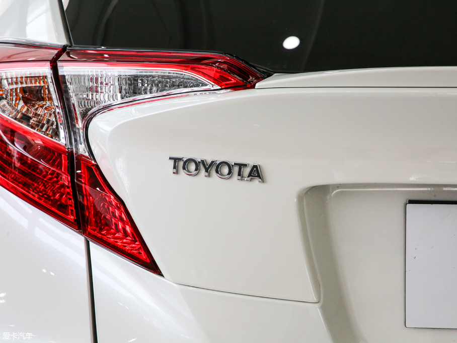 2018SC-HR 촰 2.0L CVTI V