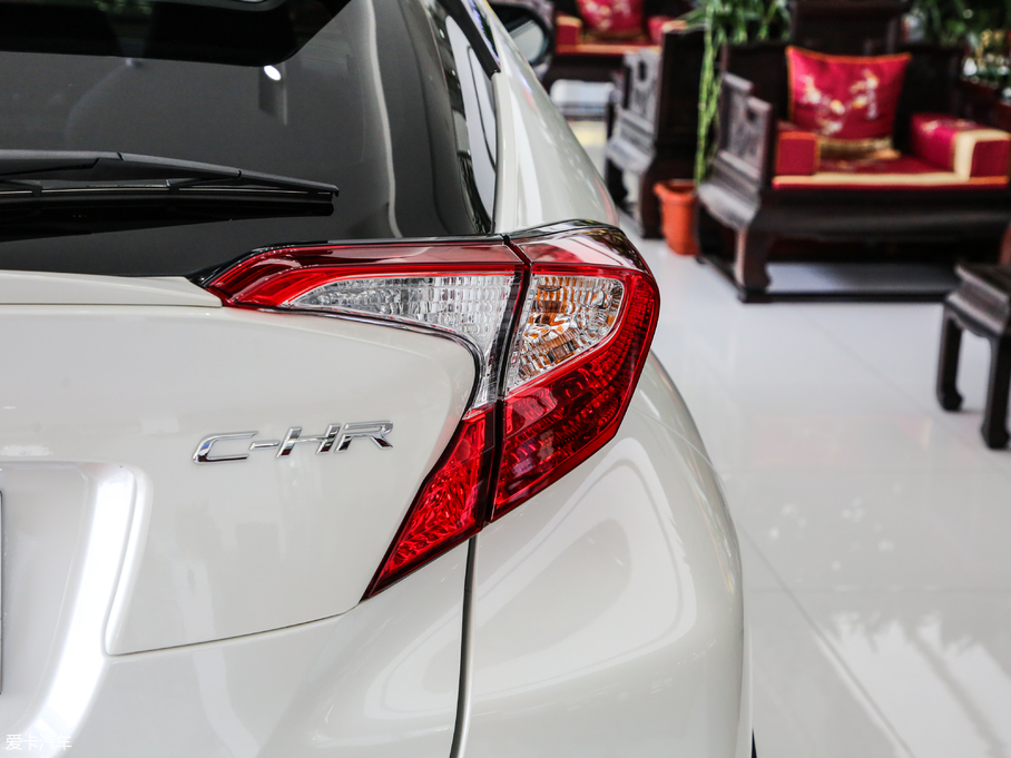 2018SC-HR 촰 2.0L CVTI V