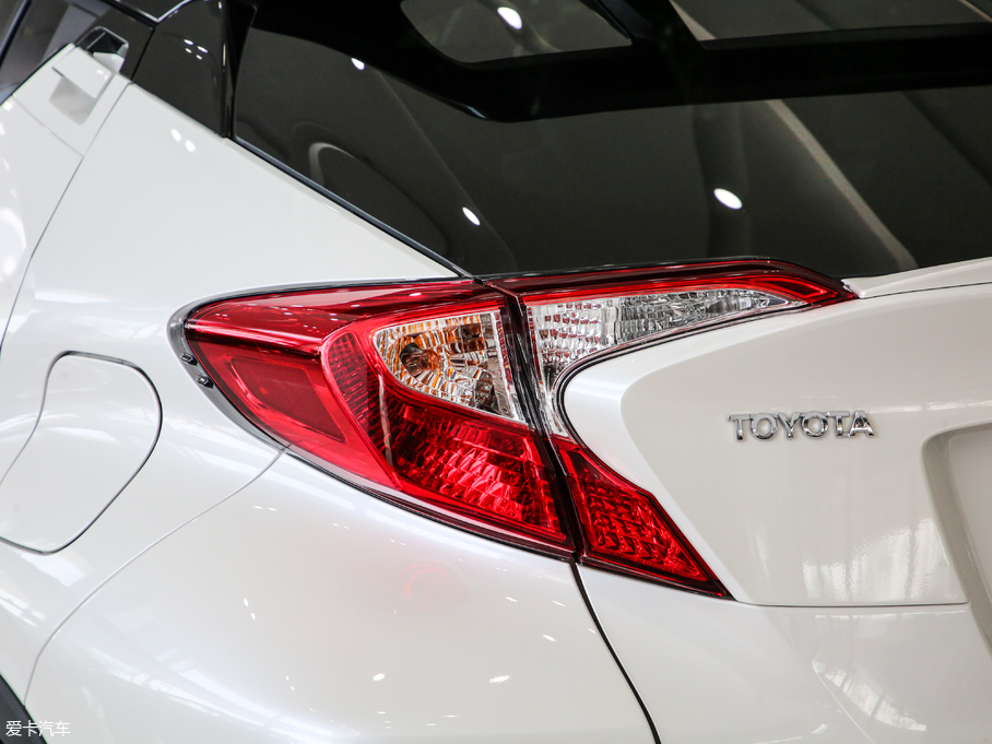 2018SC-HR 촰 2.0L CVTI V