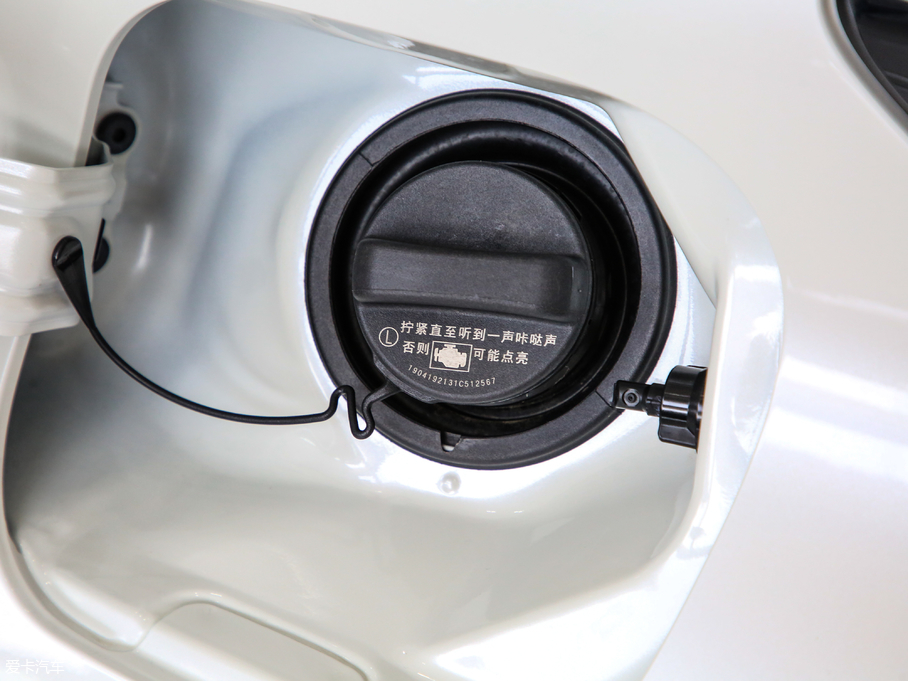 2018SC-HR 촰 2.0L CVTI(lng) V