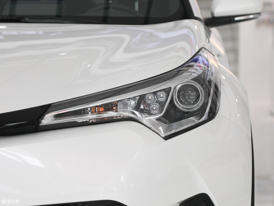 2018SC-HR 촰 2.0L CVTI VI