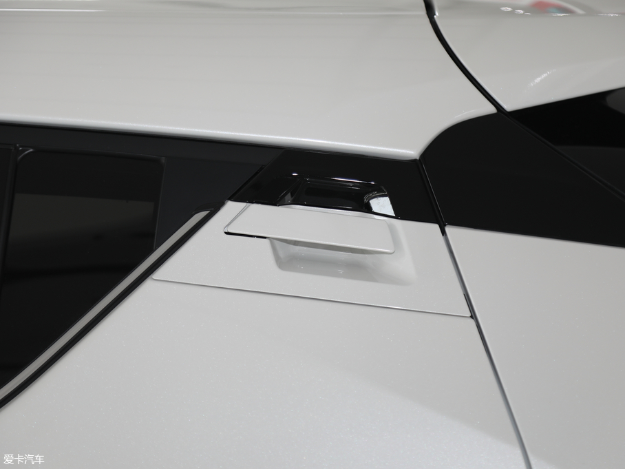 2018SC-HR 촰 2.0L CVTI(lng) (gu)VI