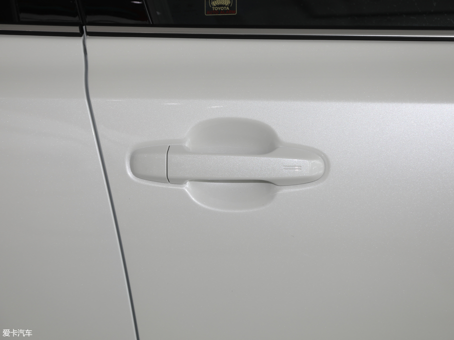 2018SC-HR 촰 2.0L CVTI VI