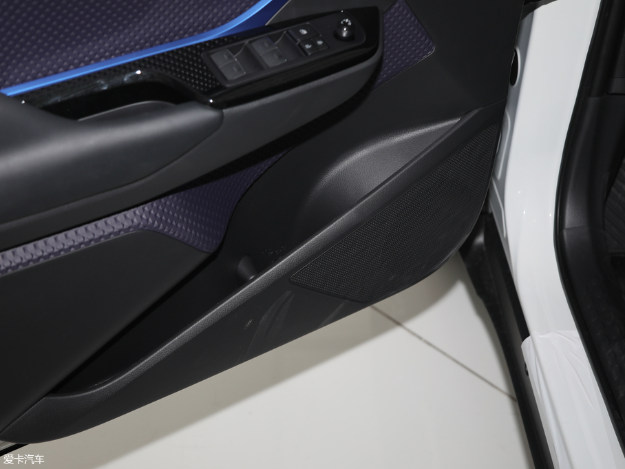 2018SC-HR 촰 2.0L CVTI VI