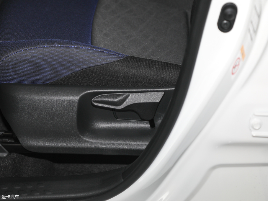 2018SC-HR 촰 2.0L CVTI VI