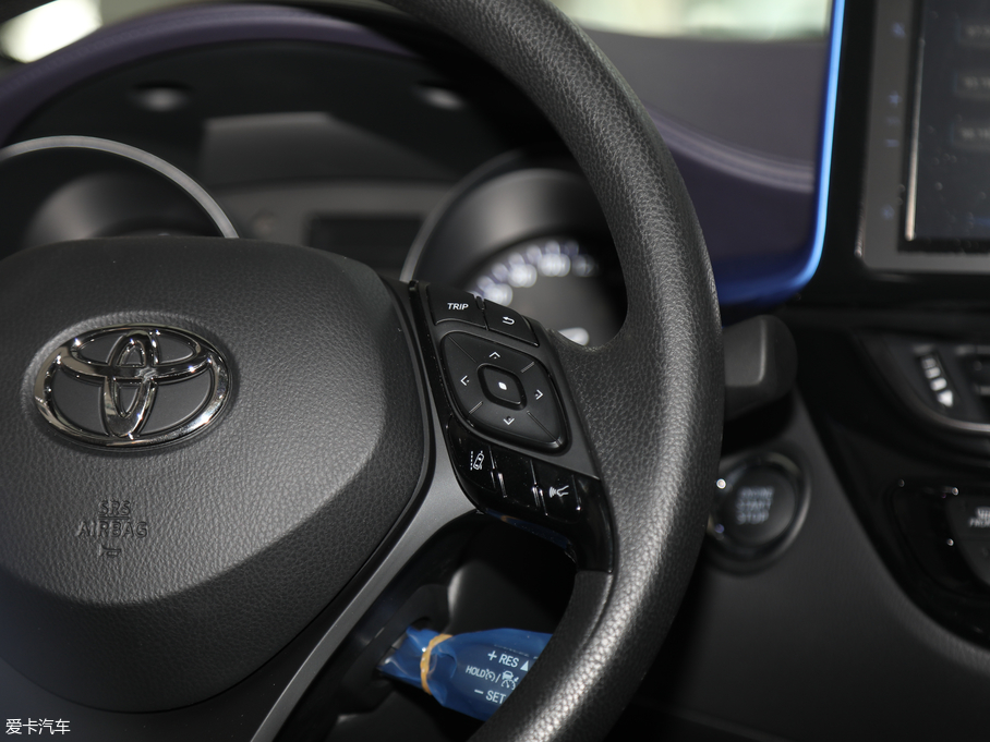 2018SC-HR 촰 2.0L CVTI VI