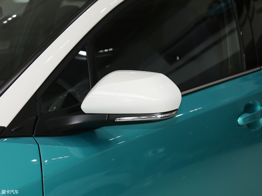 2018SC-HR 촰 2.0L CVTI VI