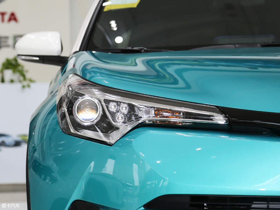 2018SC-HR 촰 2.0L CVTI VI