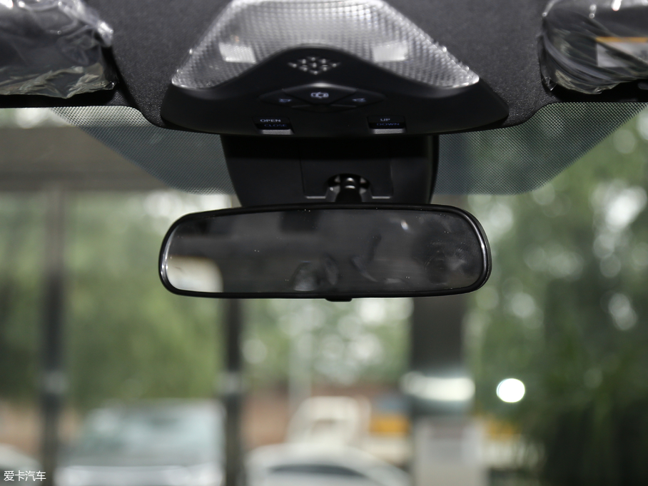 2018���S��C-HR �촰�� 2.0L CVT�I���� ��VI