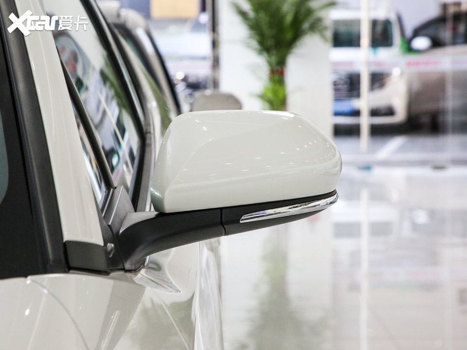 2018SC-HR 촰 2.0L CVTԽI V