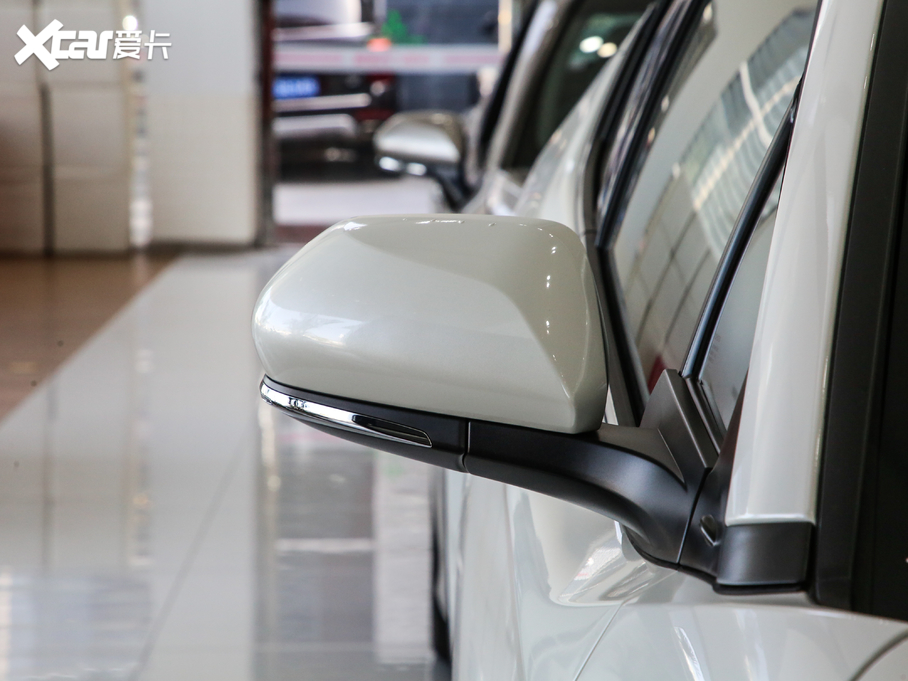 2018SC-HR 촰 2.0L CVTԽI V