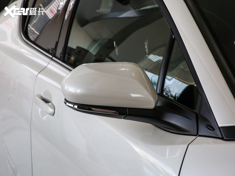 2018SC-HR 촰 2.0L CVTԽI V