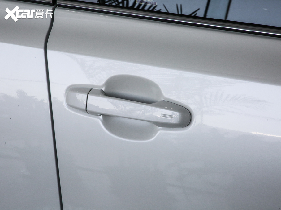 2018SC-HR 촰 2.0L CVTԽI V